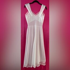 Vintage Vanity Fair Slip Dress Nightgown Retro, Pinup Bridal Size 36 (M)